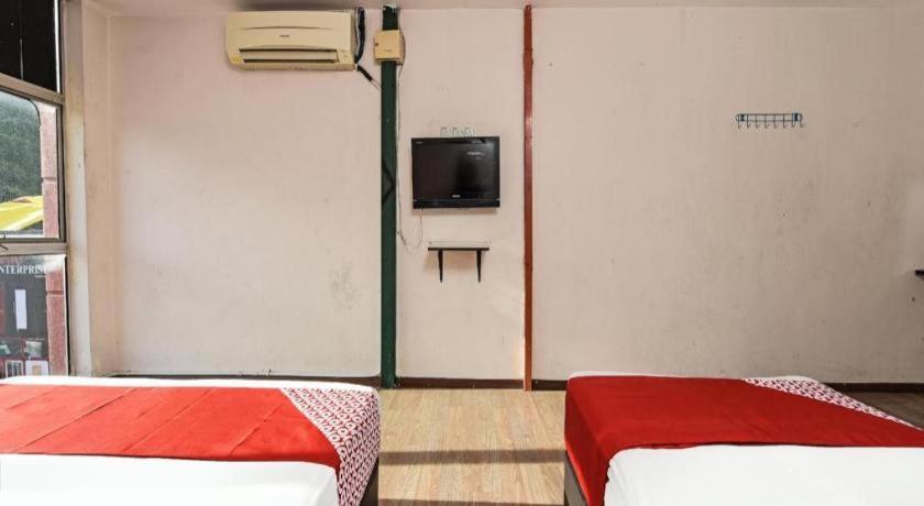 Oyo 90643 Gks Hotel Seremban Exterior foto