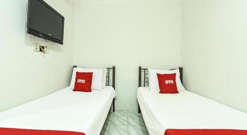 Oyo 90643 Gks Hotel Seremban Exterior foto