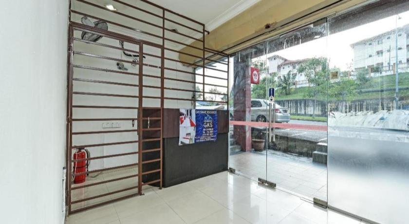 Oyo 90643 Gks Hotel Seremban Exterior foto